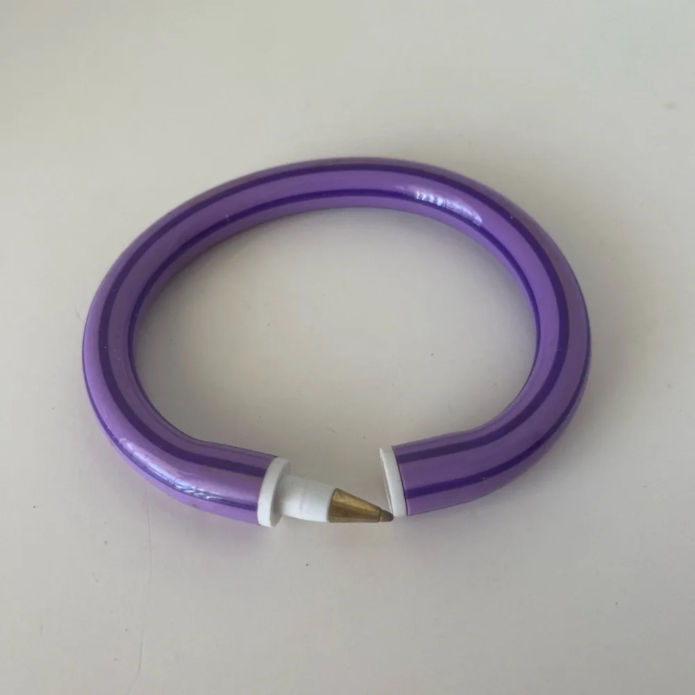 Vintage Avon wrist, rider bracelet, purple, NIB - Picture 4 of 4